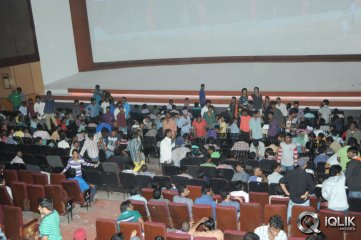 Yevadu Hungama at Sandhya Theatre